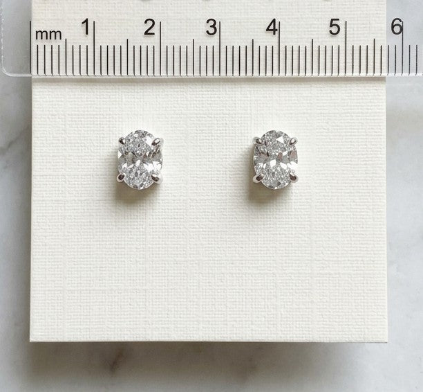Modern Minimalist Elegance: S925 Sterling Silver Oval High Carbon Diamond Studs