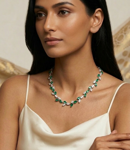 S925 Sterling Silver Leaf Necklace – Simulated Emerald & Zircon Statement Jewelry